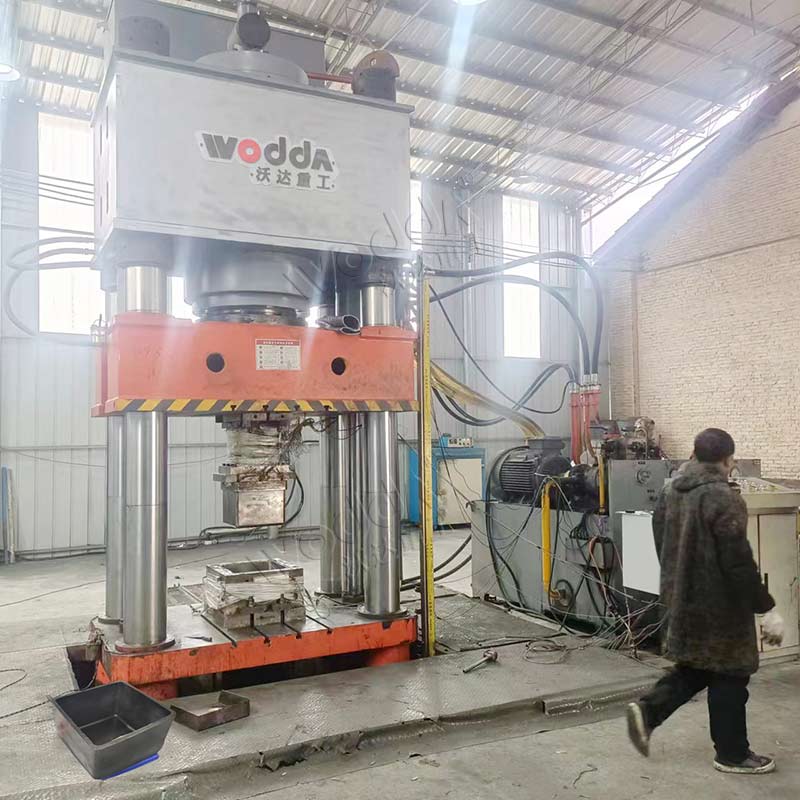 500噸匣缽液壓機(jī) 500噸匣缽液壓機(jī)