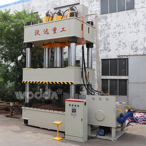 1800噸四柱液壓機(jī)