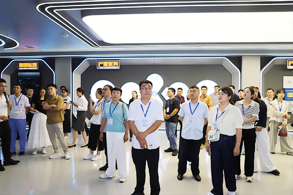 工業(yè)互聯(lián)網(wǎng)一體化進(jìn)園區(qū)“百城千園行”活動(dòng) 工業(yè)互聯(lián)網(wǎng)一體化進(jìn)園區(qū)“百城千園行”活動(dòng)1