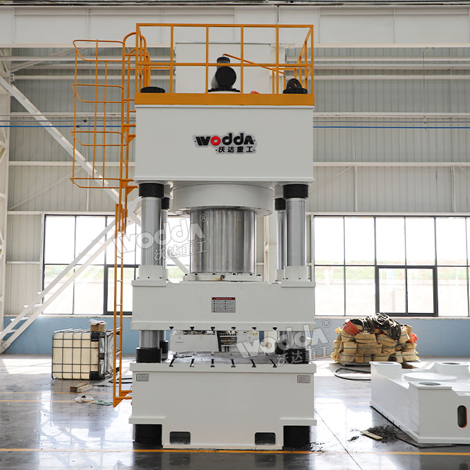 1600噸四柱液壓機 1600噸四柱液壓機