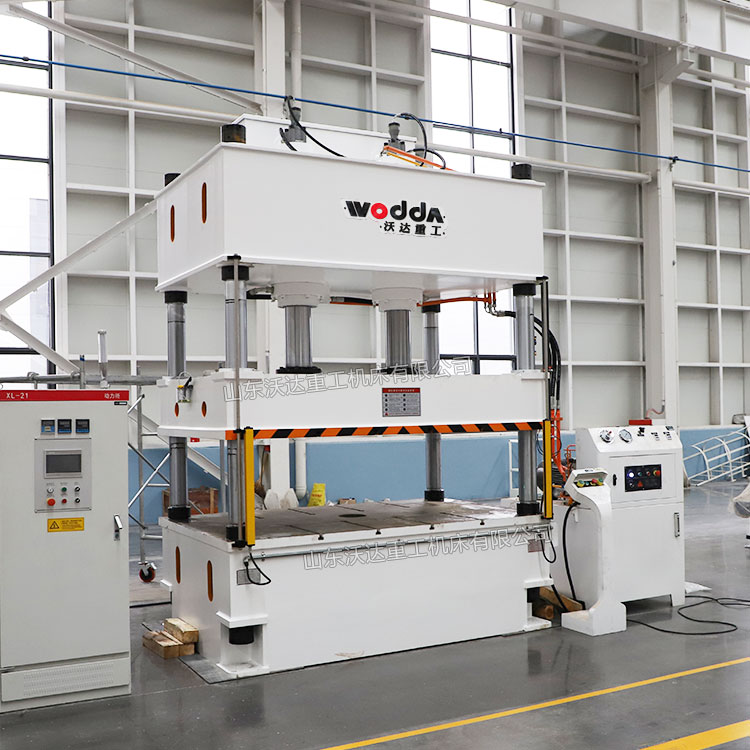 200噸四柱液壓機(jī) 200噸四柱液壓機(jī)